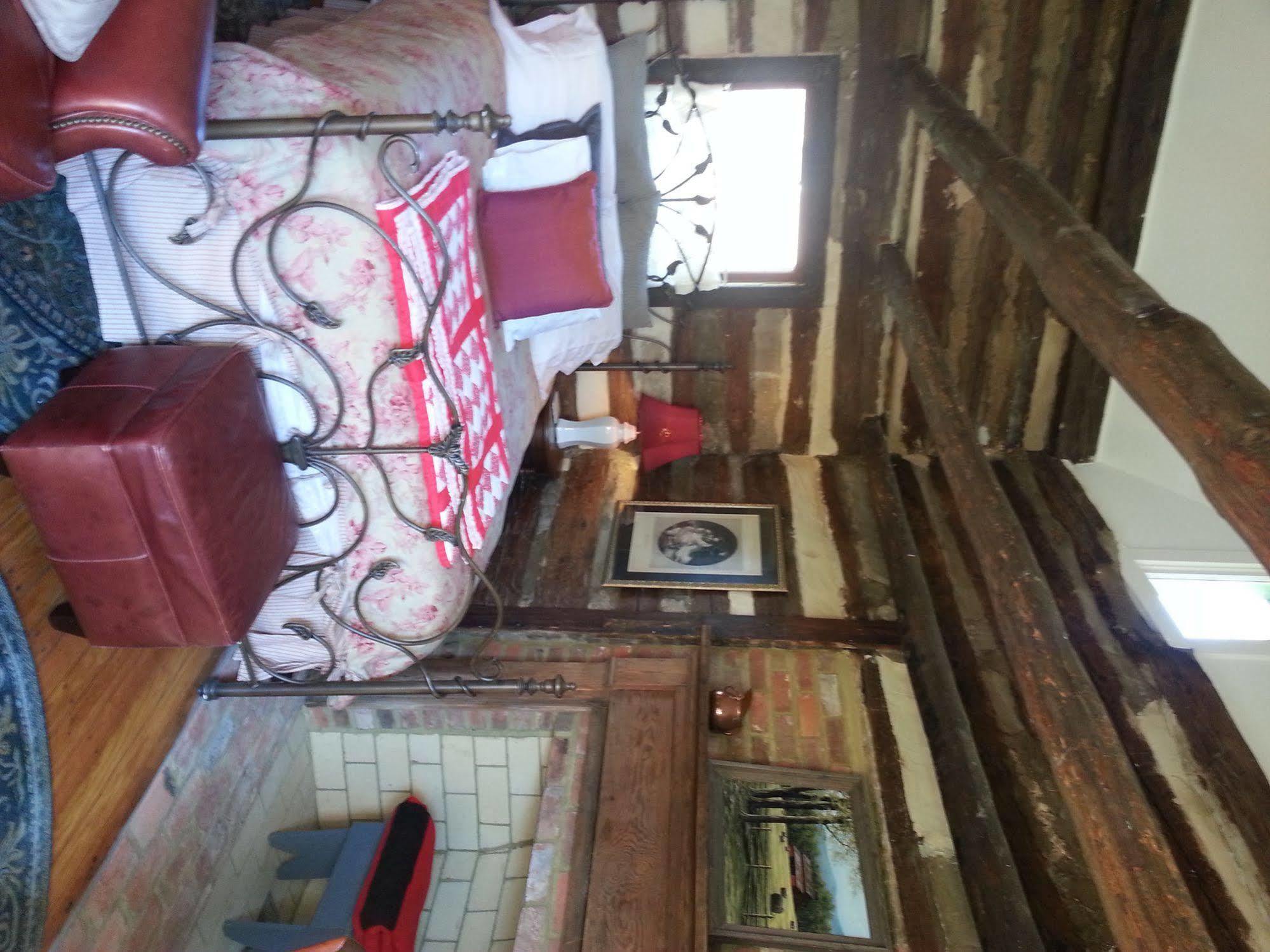 Boxley Place Inn Louisa Luaran gambar