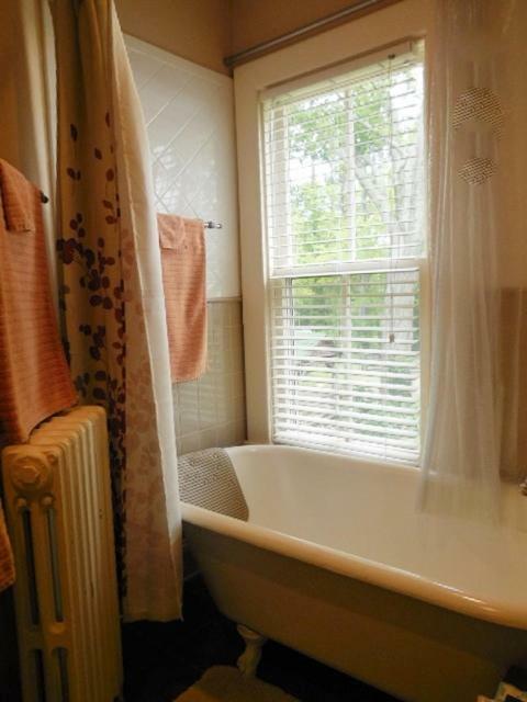 Boxley Place Inn Louisa Luaran gambar