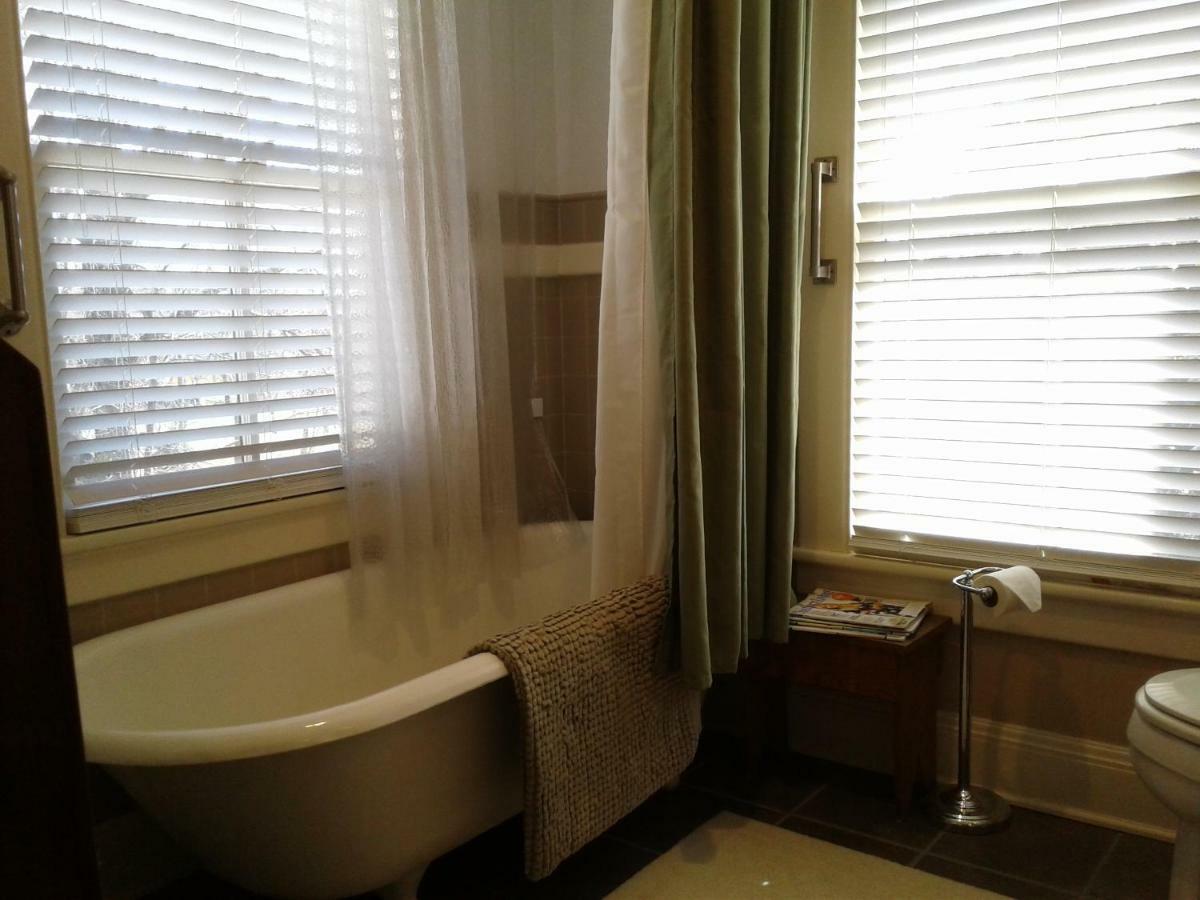 Boxley Place Inn Louisa Luaran gambar
