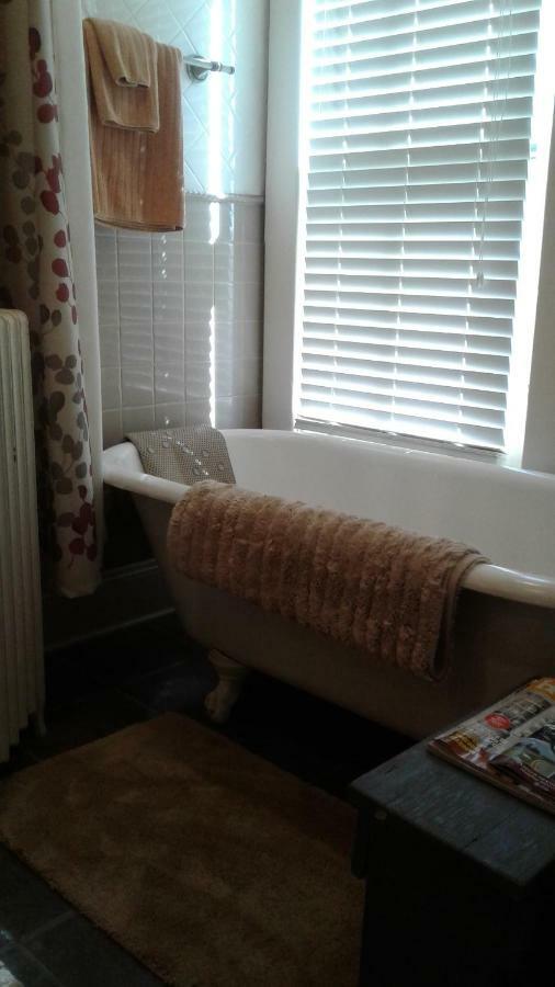 Boxley Place Inn Louisa Luaran gambar