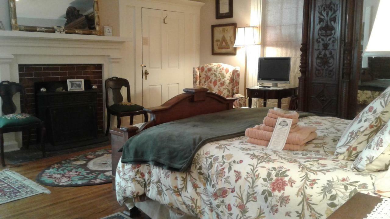 Boxley Place Inn Louisa Luaran gambar